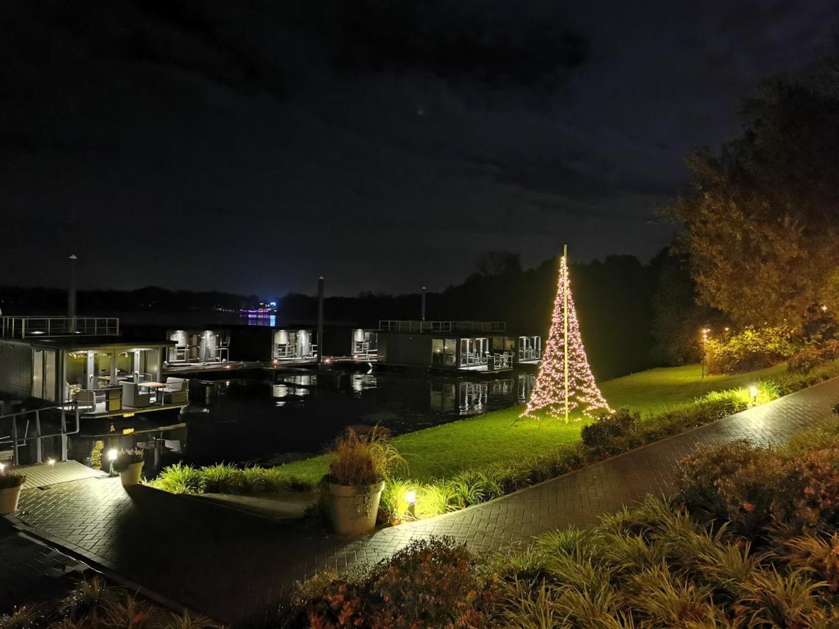 Houseboats Mookerplas Met Dakterras Middelaar 외부 사진